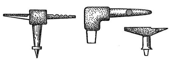 Шпераки также являются опорным кузнечным инструментом, но с меньшей массой, и имеют разнообразные формы  