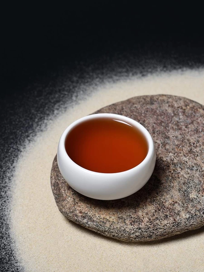 Фото: Чёрный чай с лотосом, 100 г.
